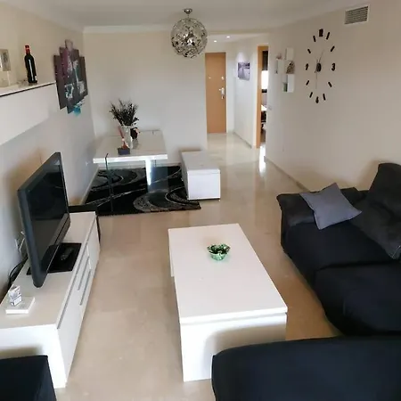 Apartment Fantastico Bajo Con Jardin.